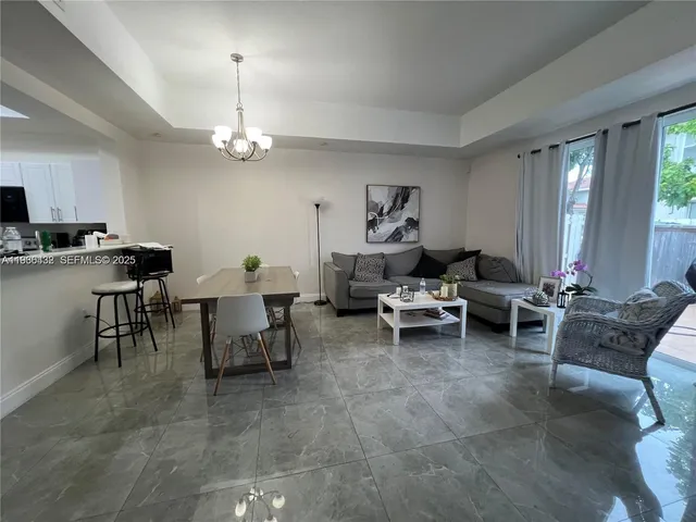 $476,000 | 4377 Northwest 110th Avenue, Doral, FL 33178