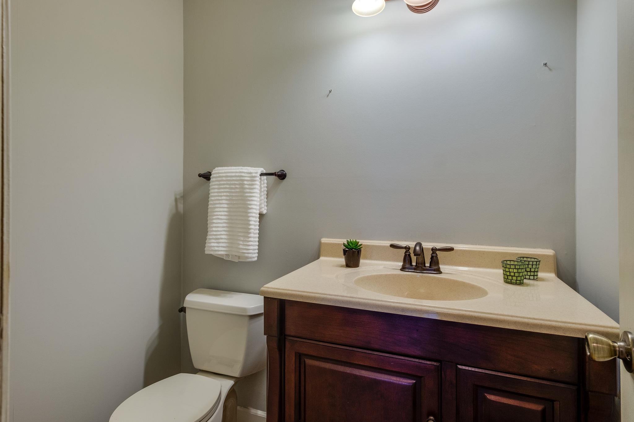 1111 General George Patton Road Nashville, TN 37221 - Photo 19 of 29 Powder Room on Main Level