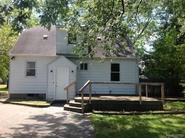 5415 Lapeer Road Burton, MI 48509 - Photo 5 of 13 6.JPG