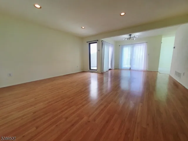 $3,000 | 65 Diamond Lane, Old Bridge, NJ 08857