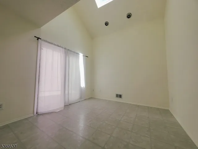 $3,000 | 65 Diamond Lane, Old Bridge, NJ 08857