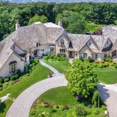 $1,855,000 | 27104 Southwoods Lane, Libertyville, IL 60048