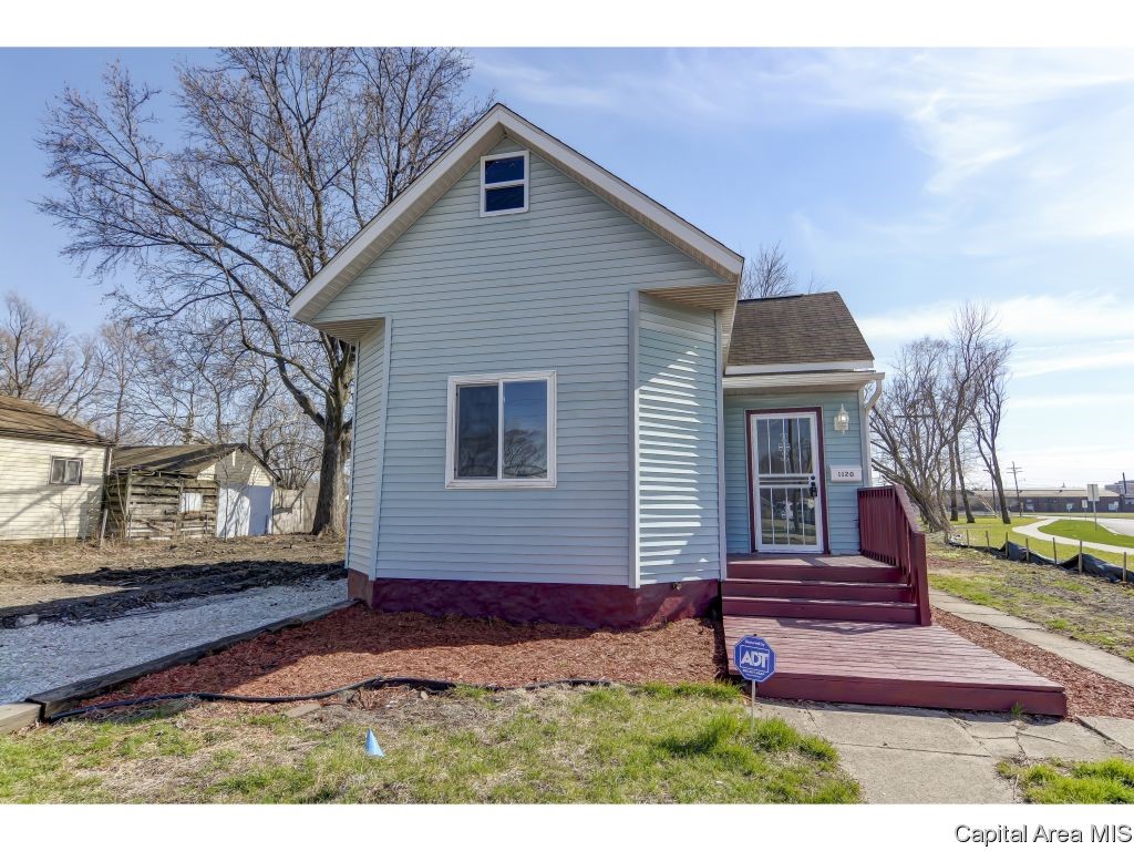 1120 East Ridgely Avenue Springfield, IL 62702 - Photo 23 of 32