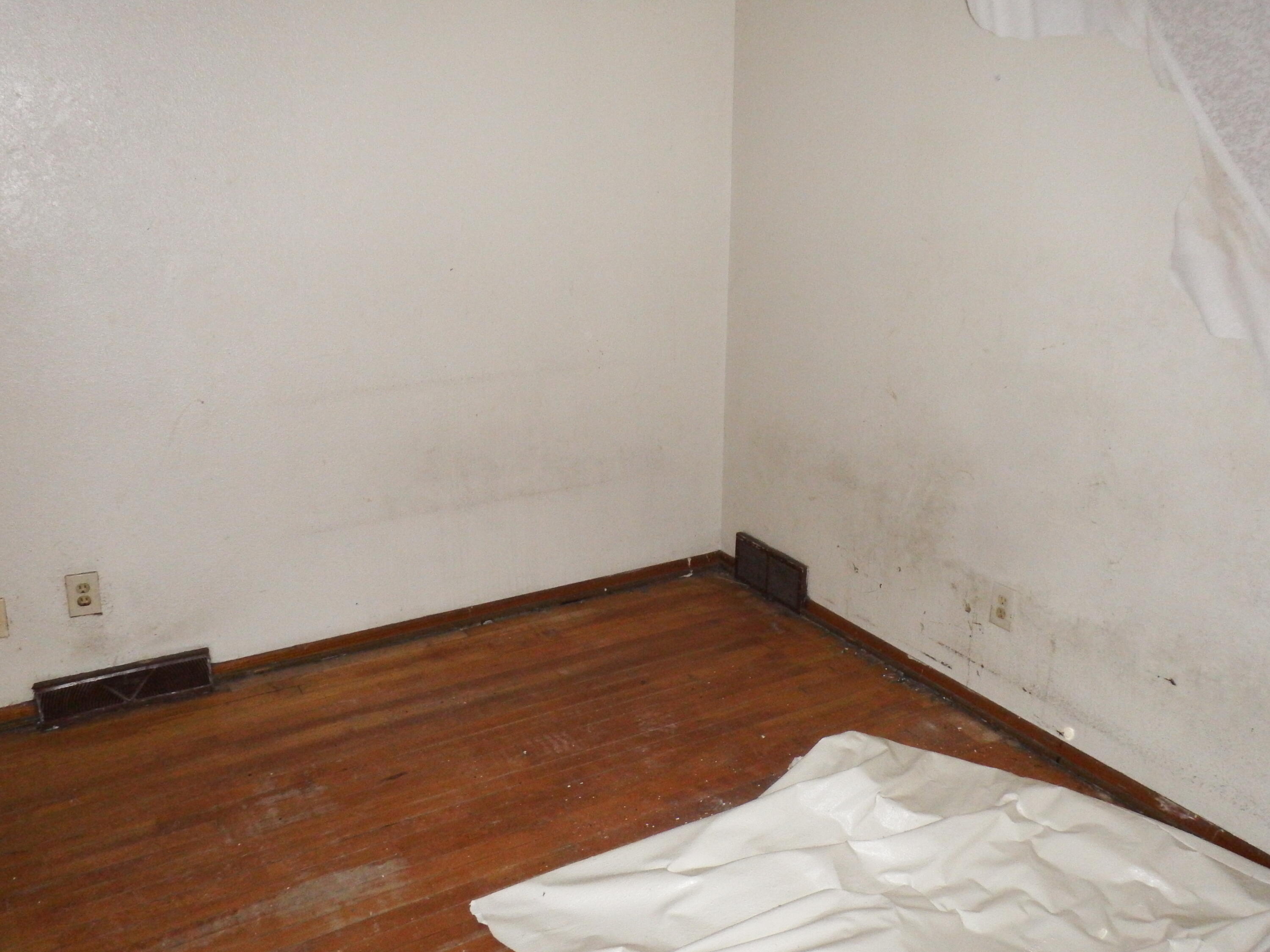 2632 North 28th Street Milwaukee, WI 53210 - Photo 6 of 15 bedroom