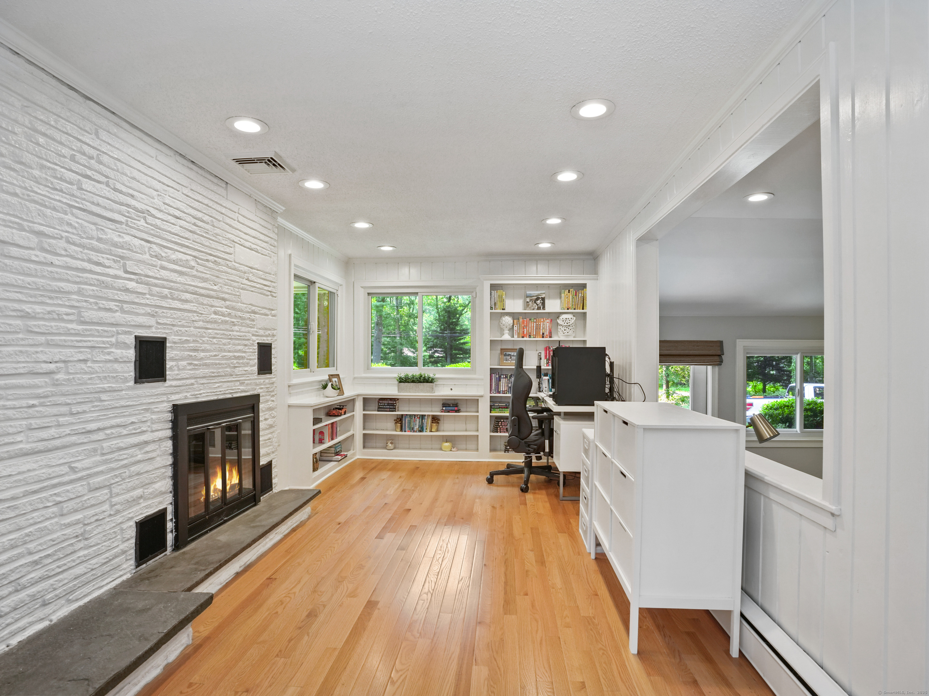 29 Salem Road Weston, CT 06883 - Photo 25 of 40