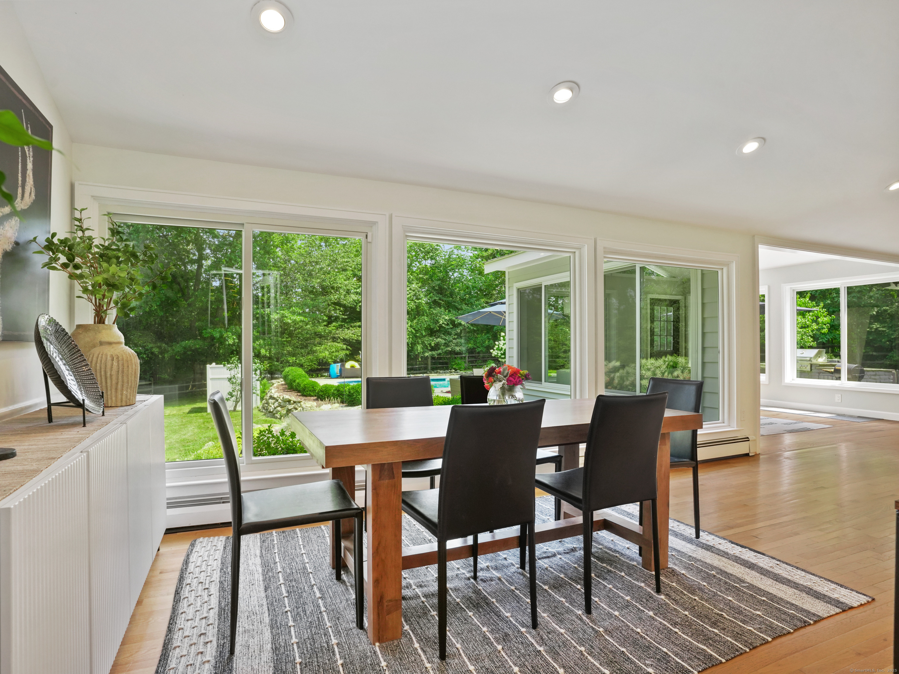 29 Salem Road Weston, CT 06883 - Photo 8 of 40