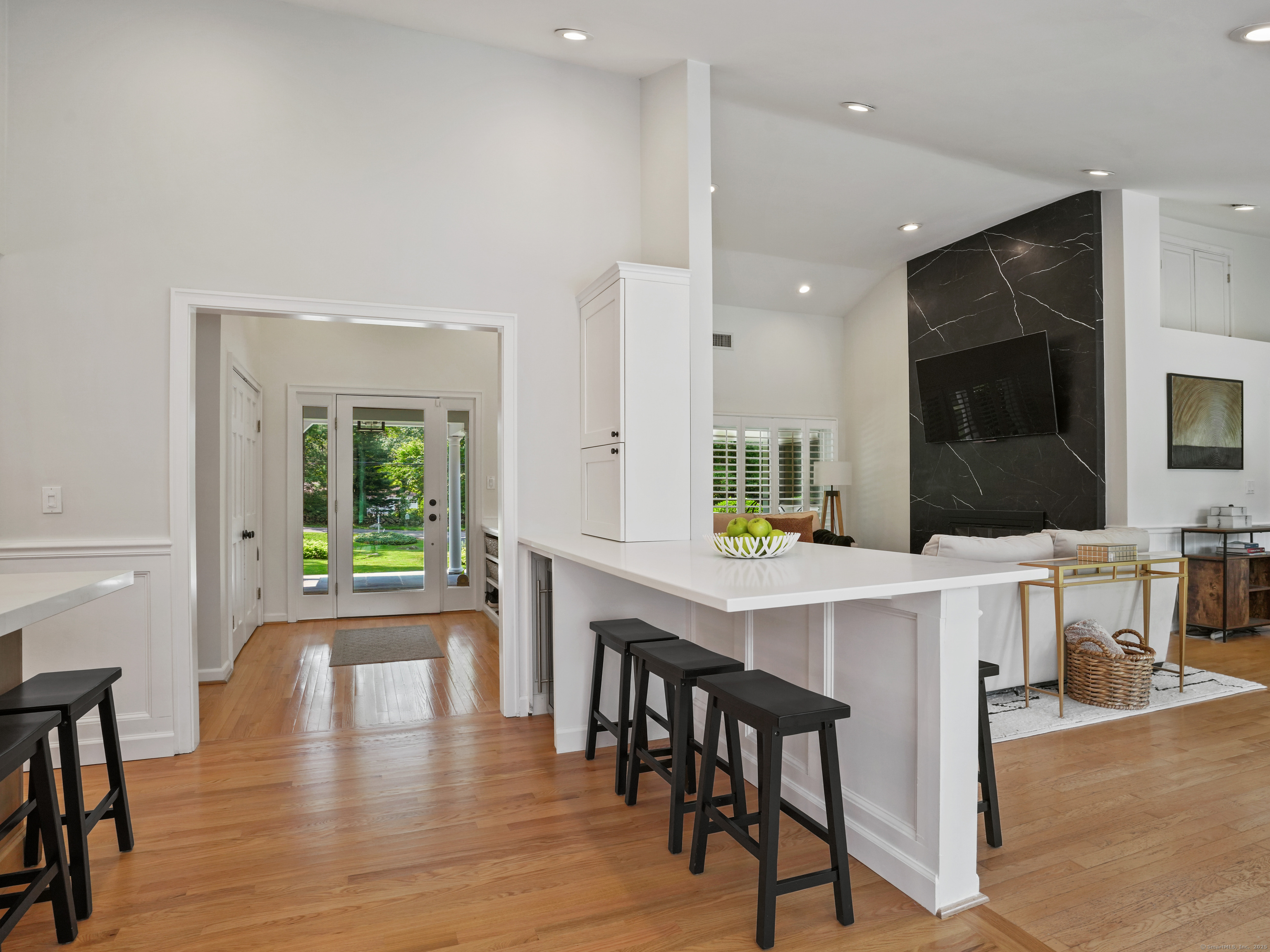 29 Salem Road Weston, CT 06883 - Photo 9 of 40