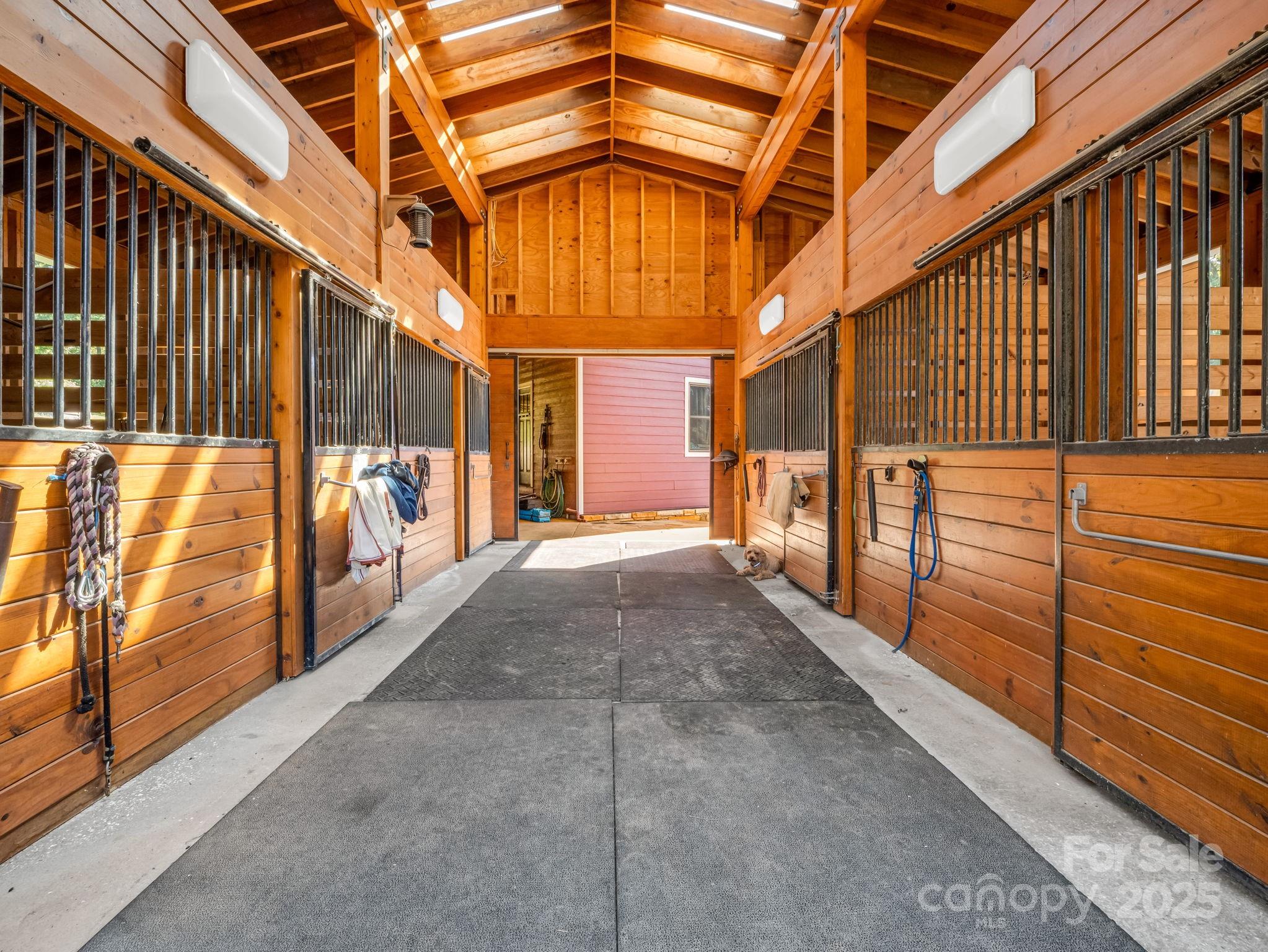 1050 Hunting Country Road Tryon, NC 28782 - Photo 31 of 48