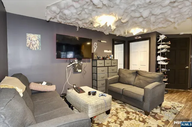 $860,000 | 386 A Park Avenue, Fairview, NJ 07022