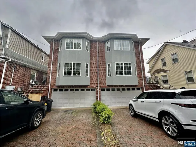 $860,000 | 386 A Park Avenue, Fairview, NJ 07022