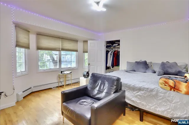 $860,000 | 386 A Park Avenue, Fairview, NJ 07022