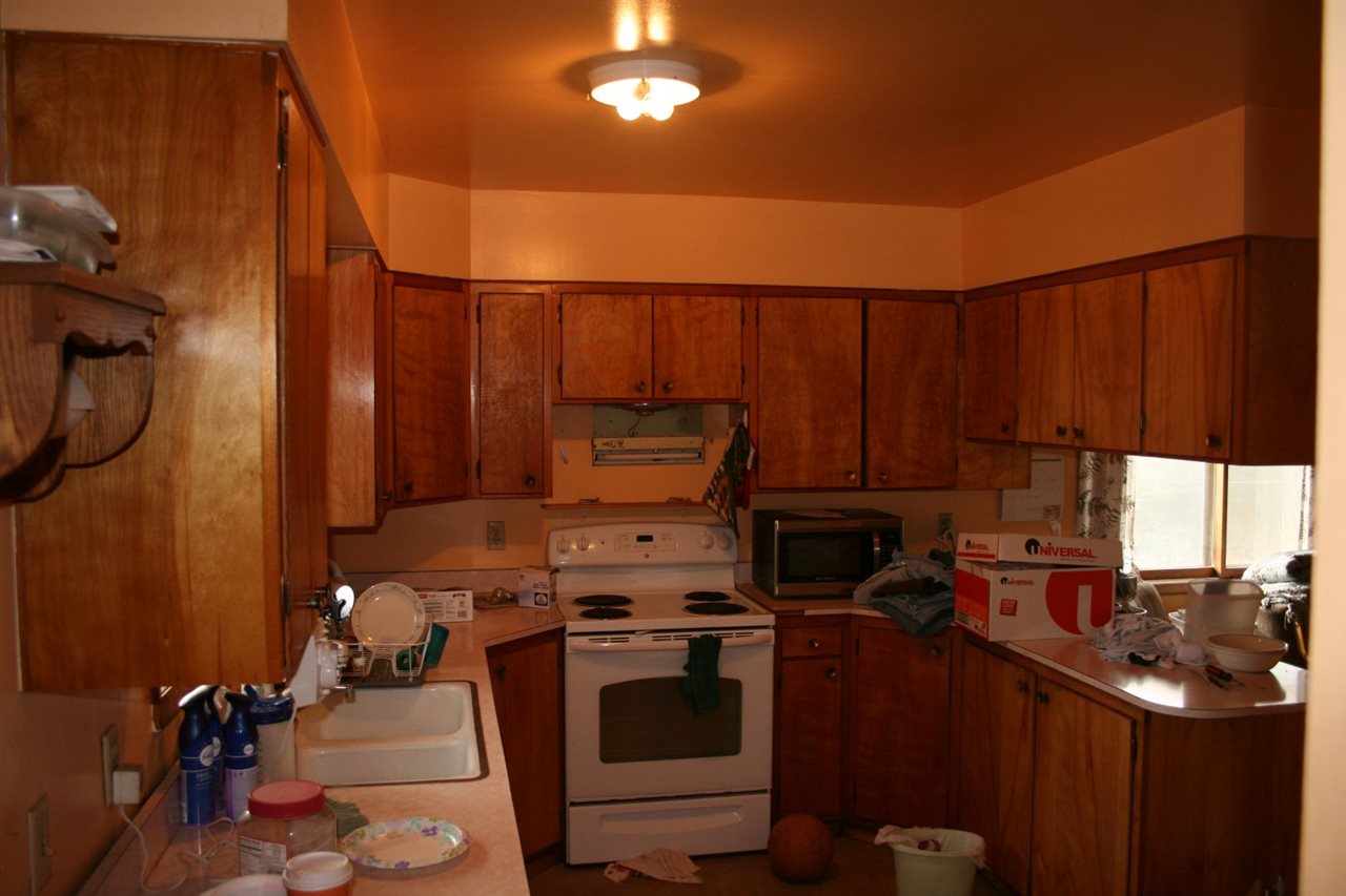 4149 Norris Road Springdale, WA 99173 - Photo 2 of 20