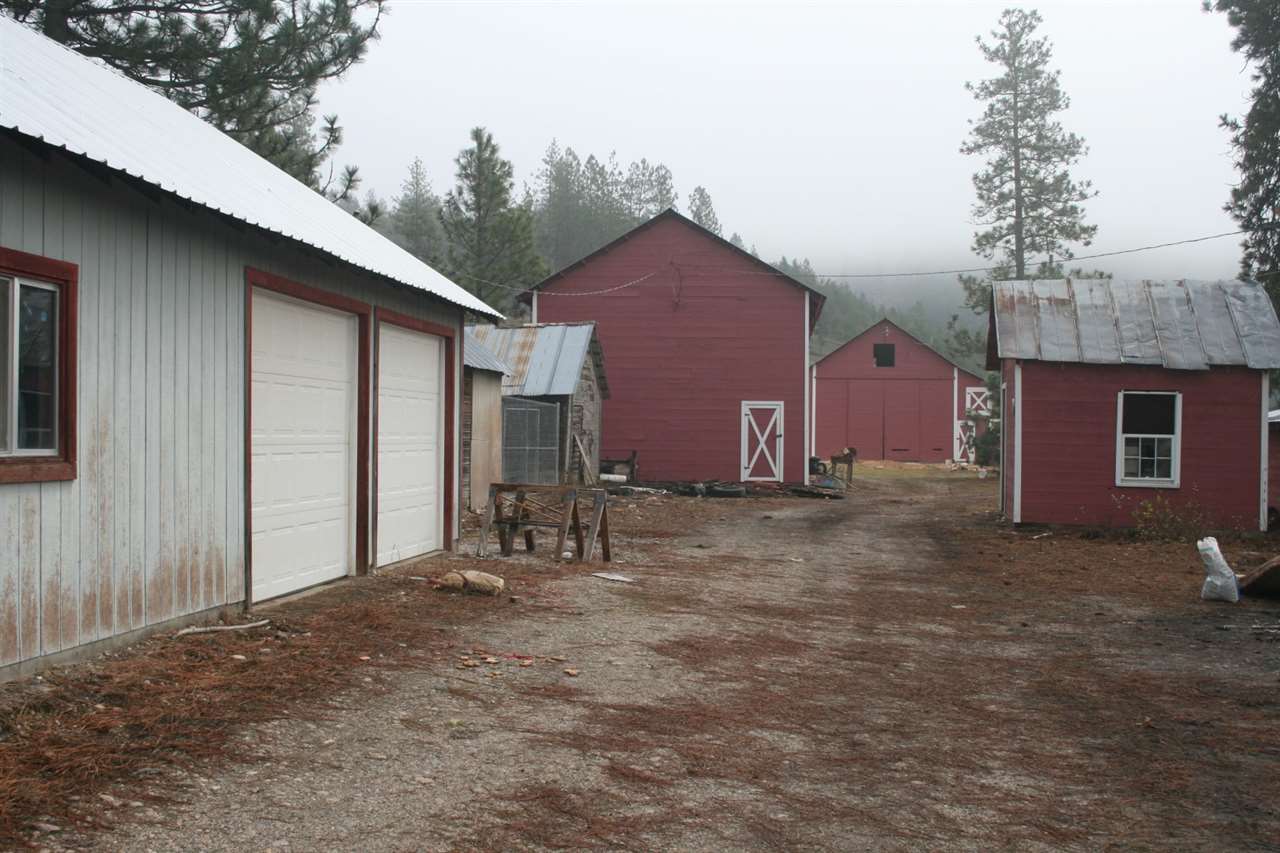 4149 Norris Road Springdale, WA 99173 - Photo 11 of 20