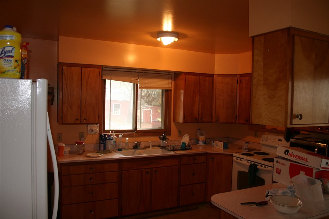 4149 Norris Road Springdale, WA 99173 - Photo 3 of 20