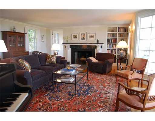 375 Rumstick Road Barrington, RI 02806 - Photo 3 of 12 Living Room.