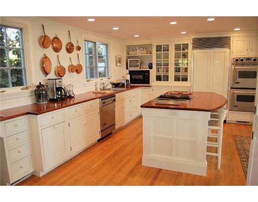375 Rumstick Road Barrington, RI 02806 - Photo 5 of 12 Kitchen.