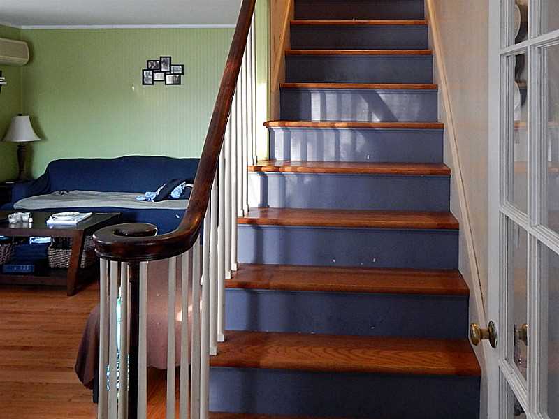4 Howland Road Cranston, RI 02910 - Photo 5 of 18 Other.
