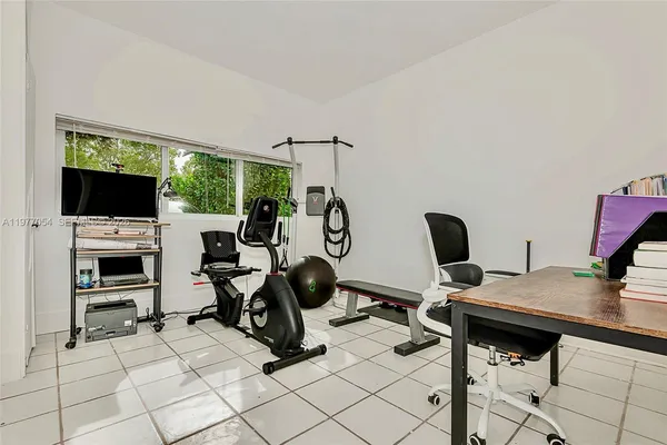 $1,590,000 | 10450 Northeast 5th Avenue, Miami Shores, FL 33138