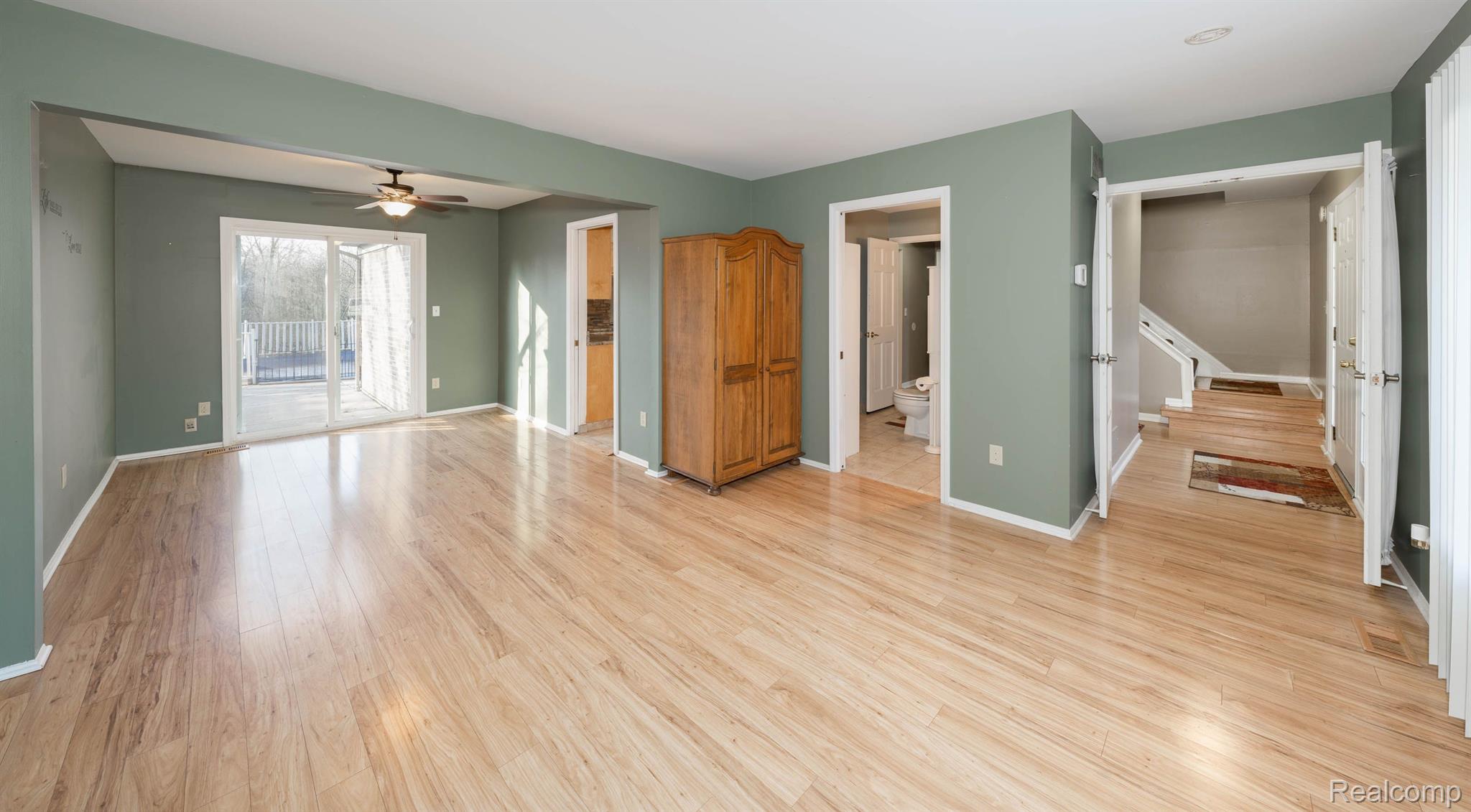 45201 Rudgate Road Canton, MI 48188 - Photo 4 of 40 Gallery Image 4