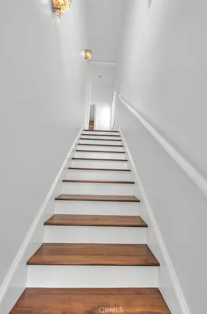 $1,990,000 | 75 Claremont Avenue, Long Beach, CA 90803