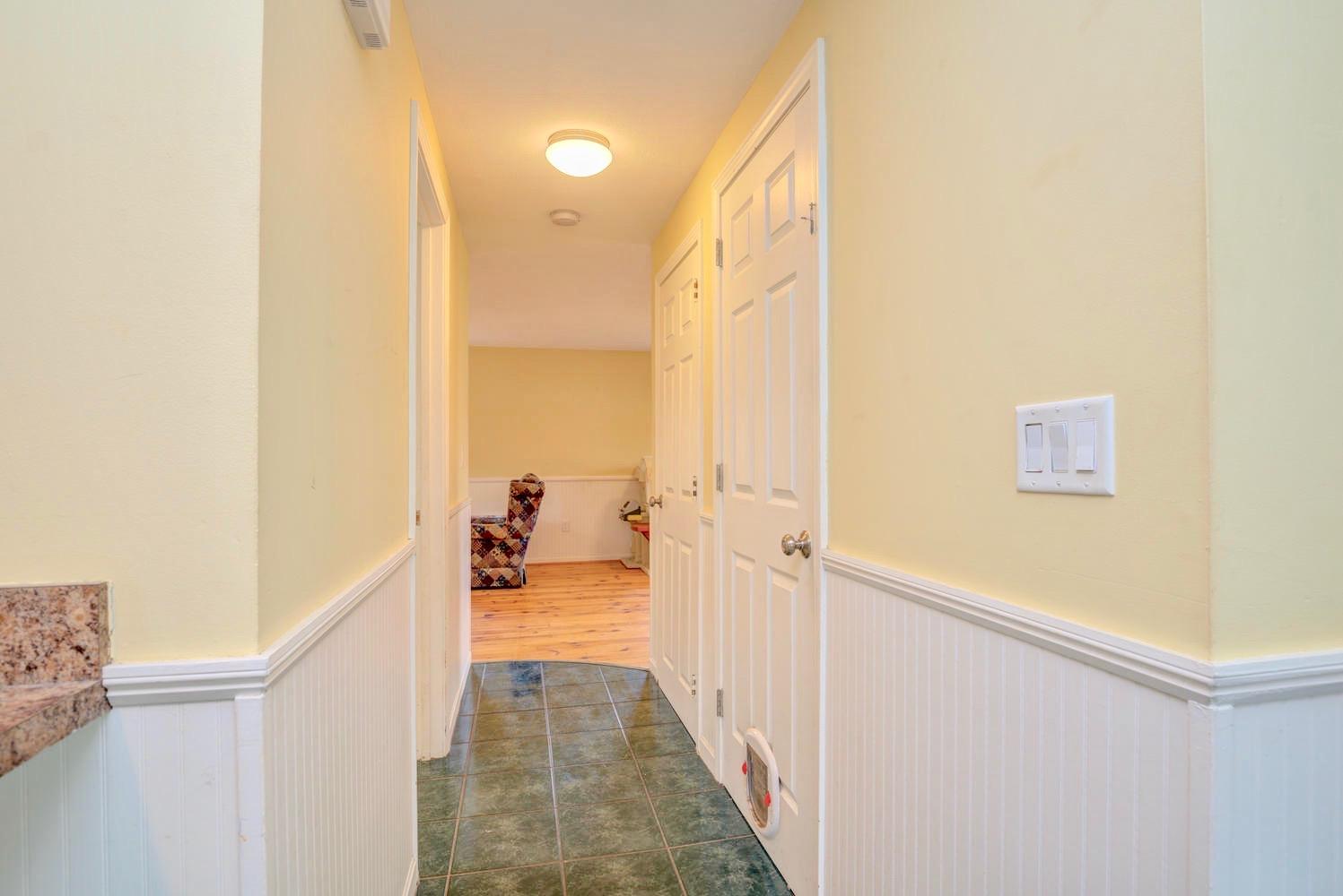 388 County Road Scarborough, ME 04074 - Photo 11 of 40 388 County Rd Scarborough ME-012