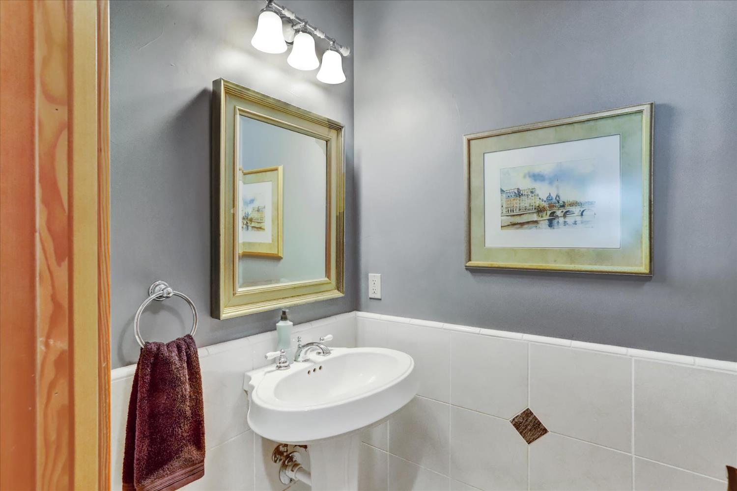 25799 Sweet Road Grass Valley, CA 95949 - Photo 15 of 99