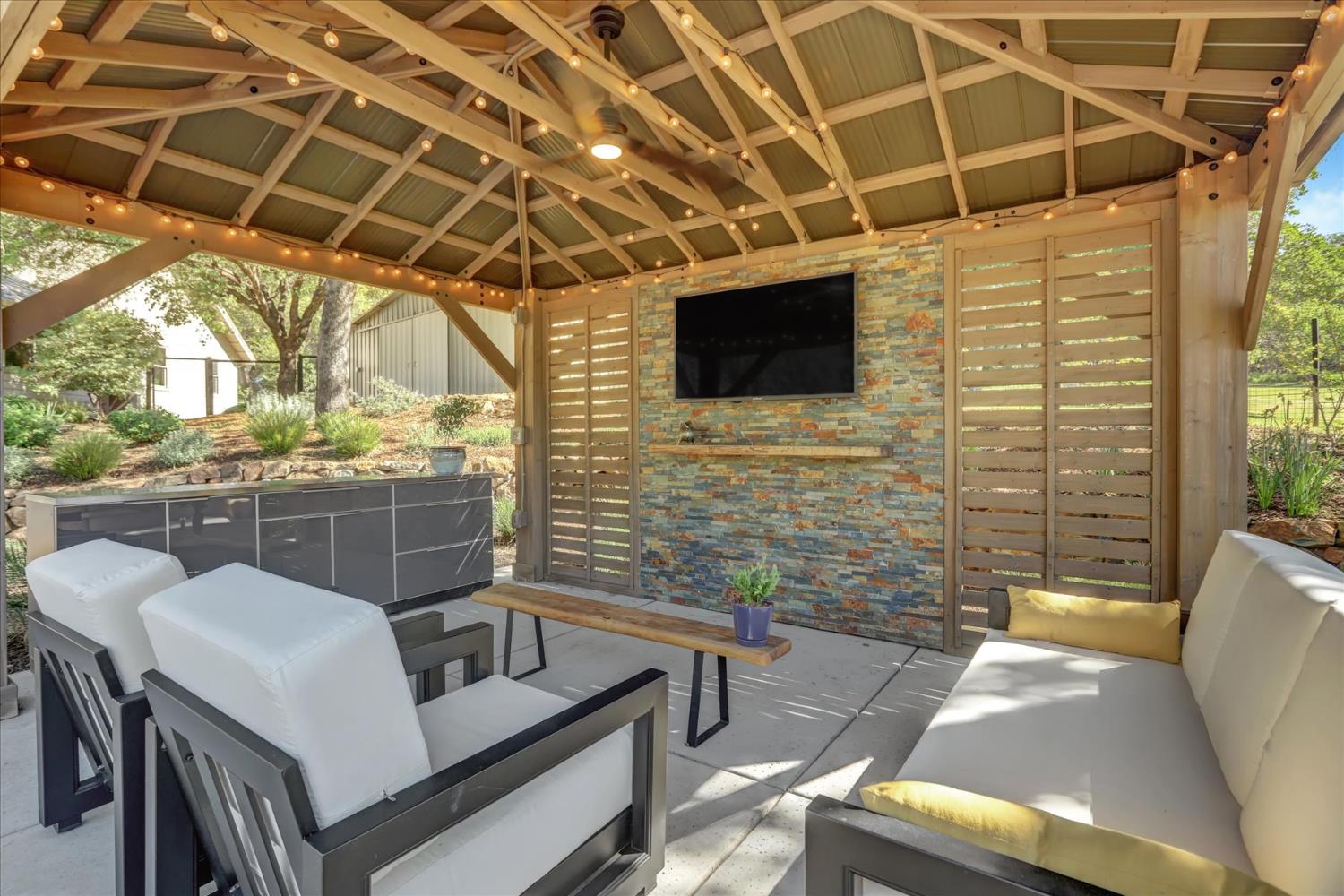 25799 Sweet Road Grass Valley, CA 95949 - Photo 68 of 99