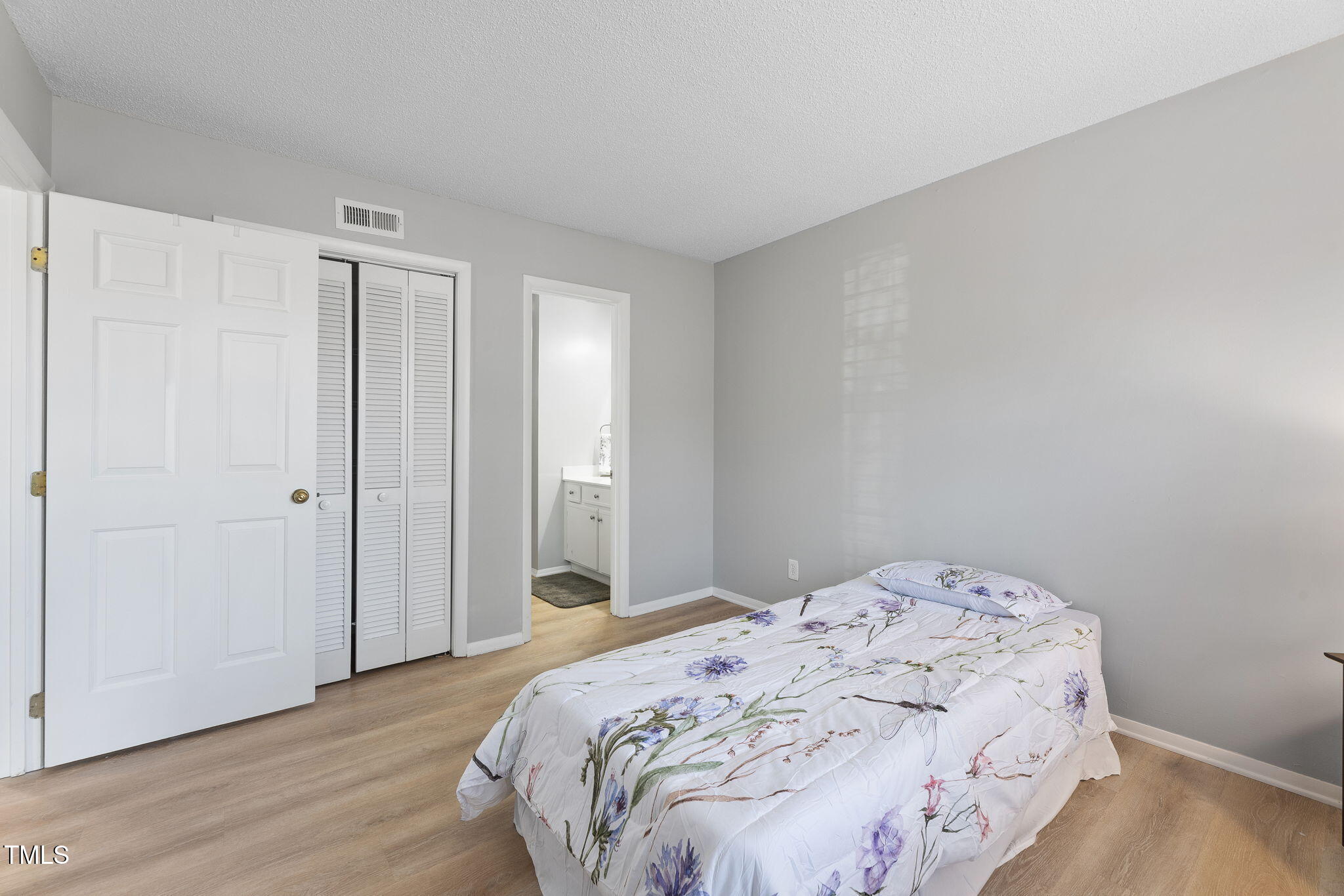 3803 Chimney Ridge Place, Unit 102 Durham, NC 27713 - Photo 23 of 33 710 2 2574