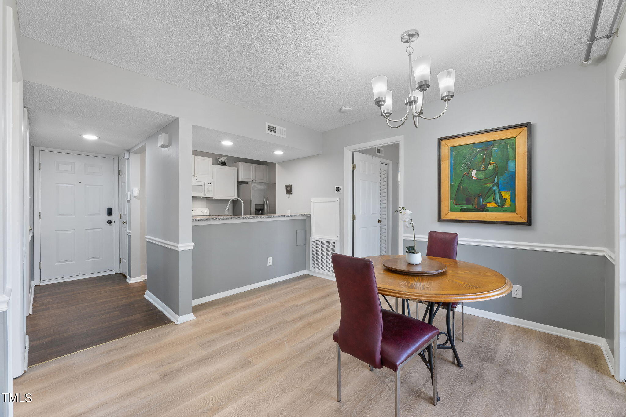3803 Chimney Ridge Place, Unit 102 Durham, NC 27713 - Photo 7 of 33 255 34 2551