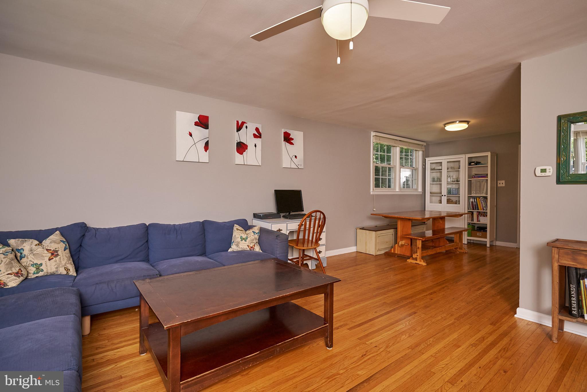 710 Cambridge Road Brookhaven, PA 19015 - Photo 2 of 28 Living room
