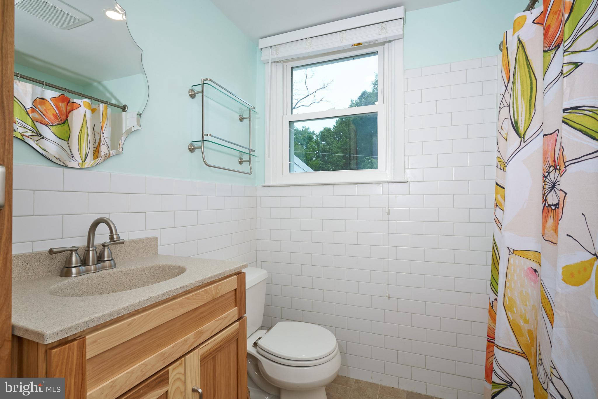 710 Cambridge Road Brookhaven, PA 19015 - Photo 20 of 28 Bathroom