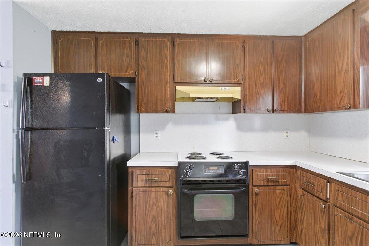 3643 Eunice Road Jacksonville, FL 32250 - Photo 13 of 29 09-Kitchen