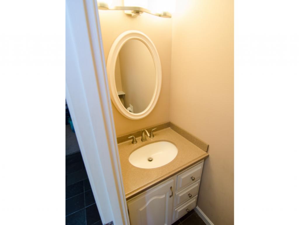 83 Shelburne Road, Unit 83 Merrimack, NH 03054 - Photo 10 of 21