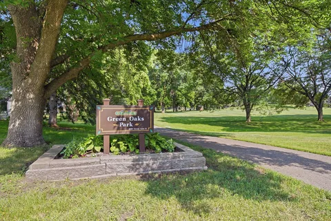 $600,000 | 18920 27th Avenue North, Plymouth, MN 55447