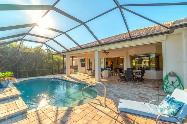 $798,700 | 20126 Elegante Court, Venice, FL 34293