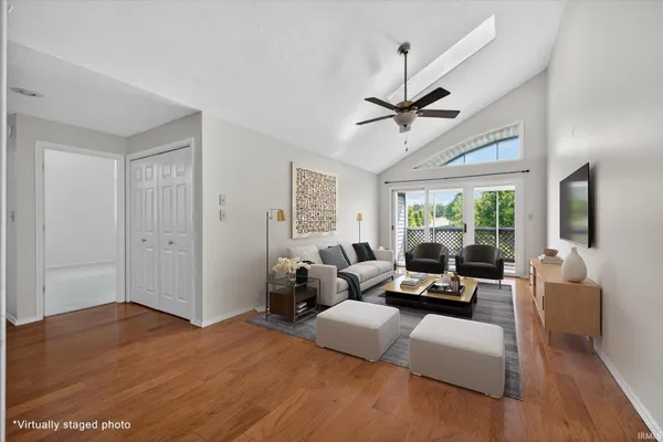 $1,600 | 1354 South College Mall Road, Bloomington, IN 47401