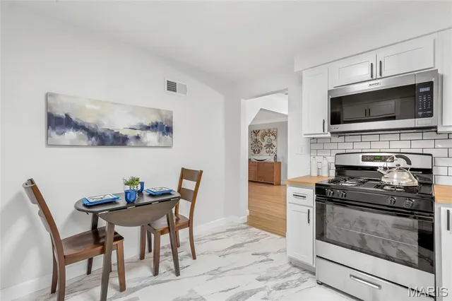 $259,900 | 11 Hazelwood Lane, Hazelwood, MO 63042