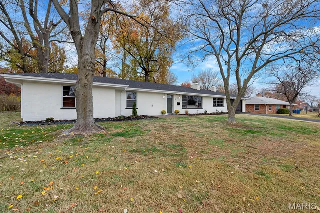 $259,900 | 11 Hazelwood Lane, Hazelwood, MO 63042