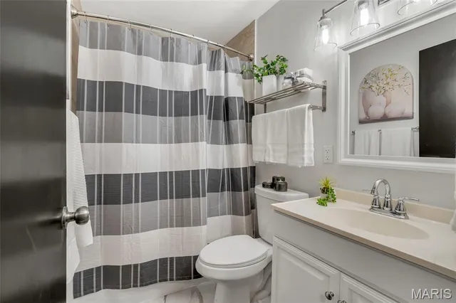 $259,900 | 11 Hazelwood Lane, Hazelwood, MO 63042