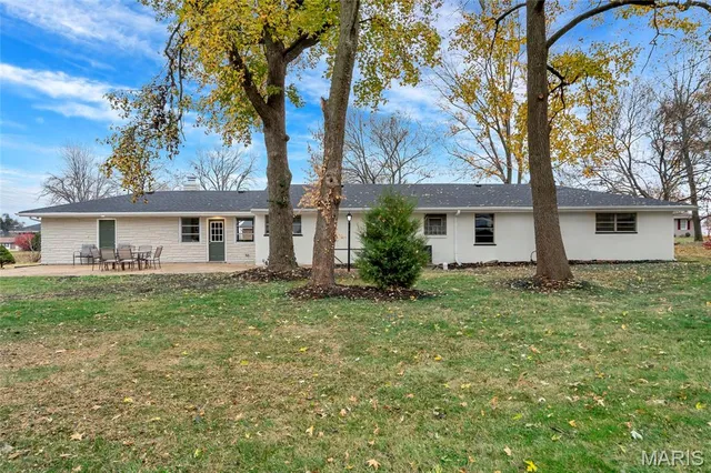 $259,900 | 11 Hazelwood Lane, Hazelwood, MO 63042