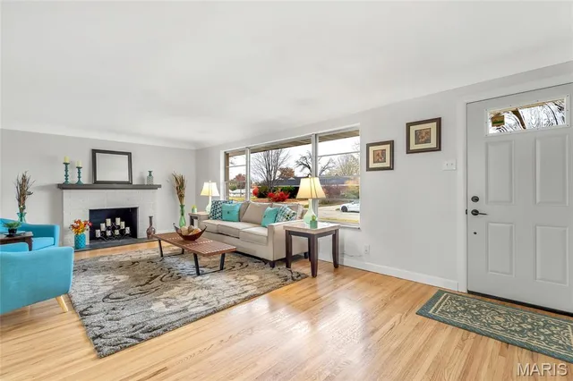 $259,900 | 11 Hazelwood Lane, Hazelwood, MO 63042