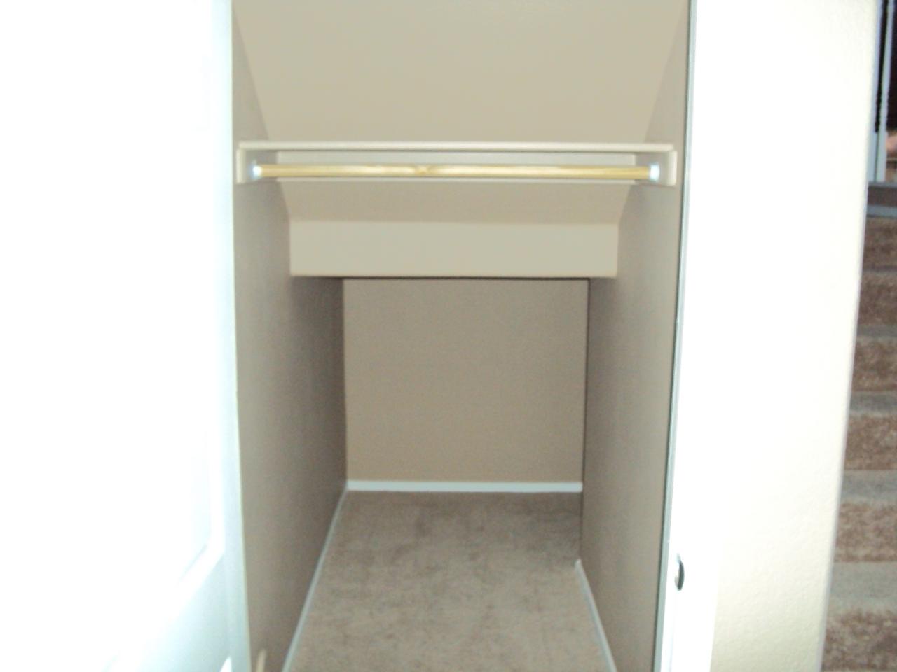 7573 West Calavar Road Peoria, AZ 85381 - Photo 11 of 14 Stairway Storage