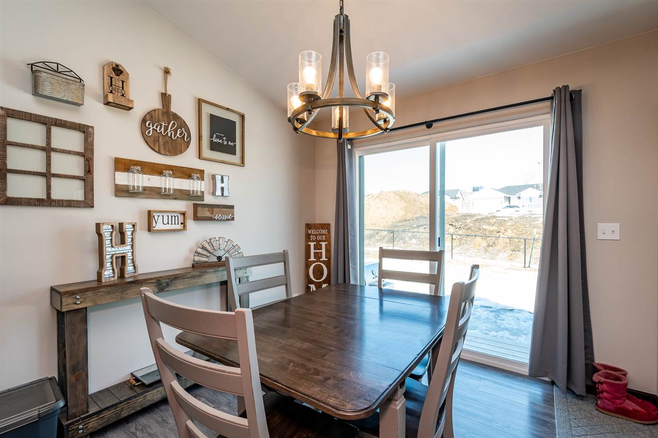 2100 Shady Grove Road Southwest Cedar Rapids, IA 52404 - Photo 6 of 23 Gallery Image 6