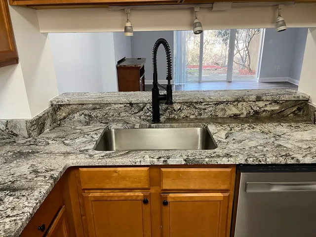 $2,350 | 37 Highwood Drive, Unit 37, Franklin, MA 02038