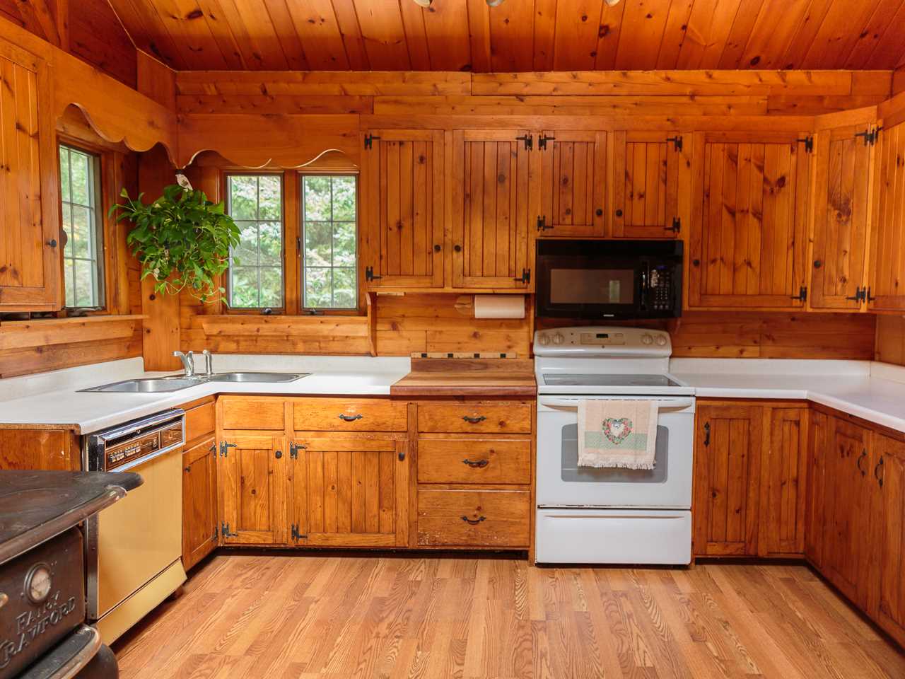 12 Sandy Point Road Stratham, NH 03885 - Photo 16 of 39