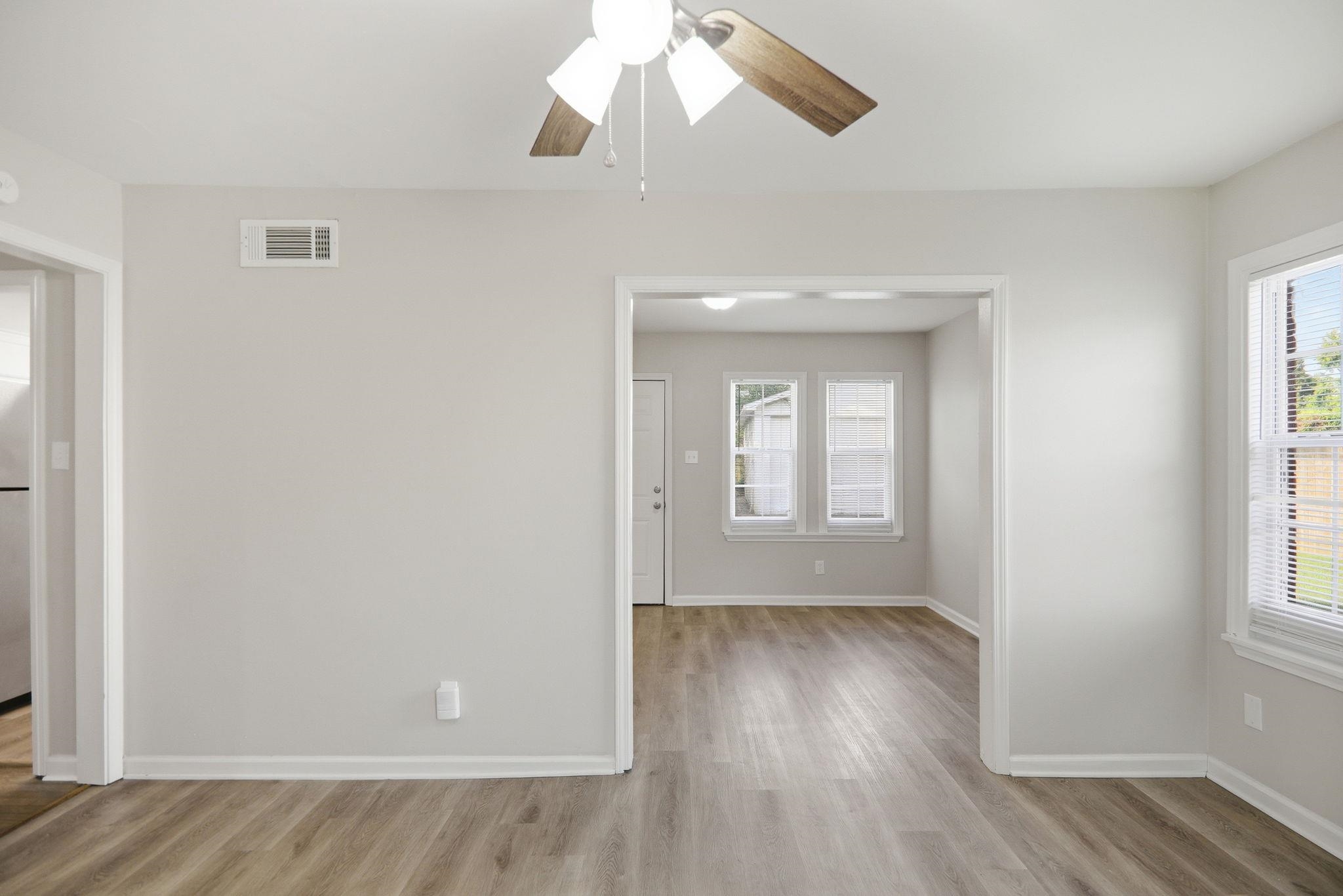 409 Stoneham Road Memphis, TN 38109 - Photo 6 of 23 Gallery Image 6