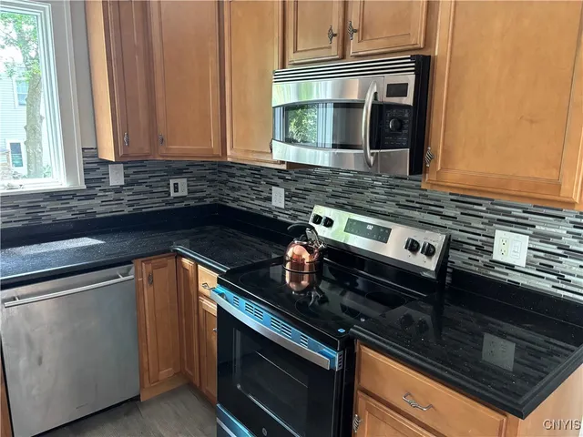 $324,000 | 402 Kingston Road, Utica, NY 13502