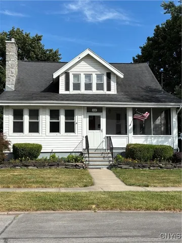 $324,000 | 402 Kingston Road, Utica, NY 13502