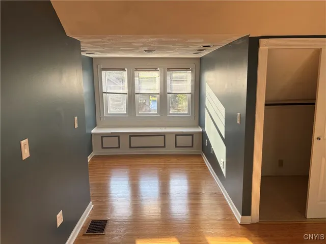 $324,000 | 402 Kingston Road, Utica, NY 13502