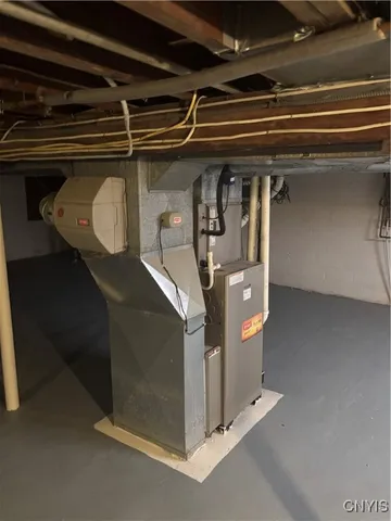 $324,000 | 402 Kingston Road, Utica, NY 13502